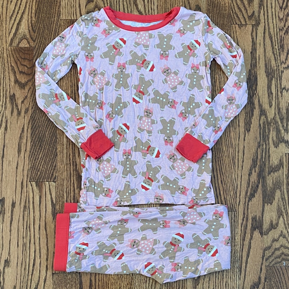 Little Sleepies Gingerbread print bamboo 2 piece pajama set, size 7/8.